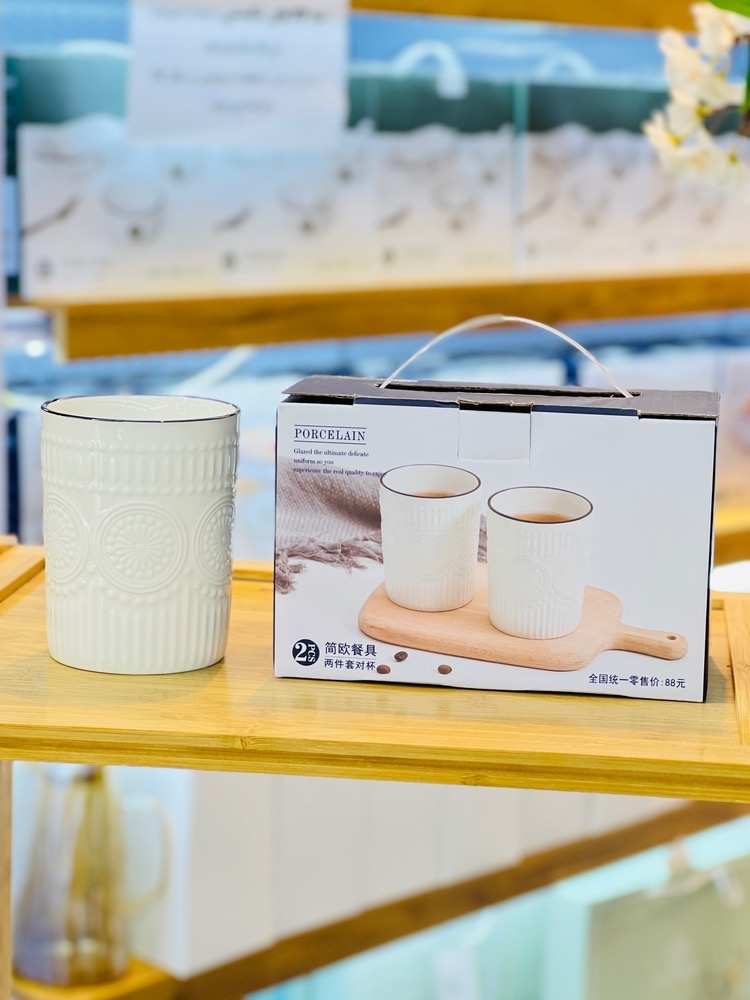 ست دو عددی لیوان سرامیکی طرح برجسته سفید – طرح زارا